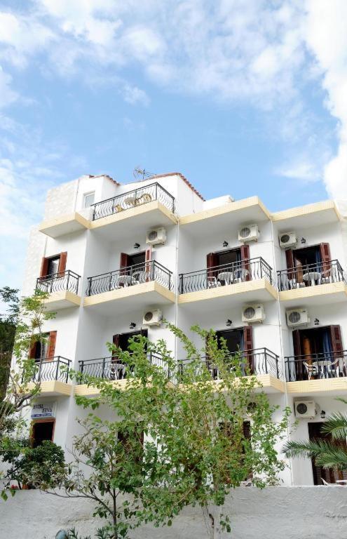 Hotel Rena Ágios Kírykos Exterior photo